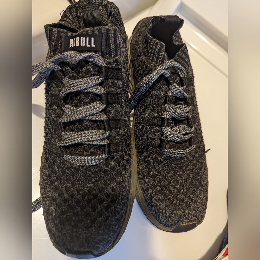 No bull runners black/grey women's size 10